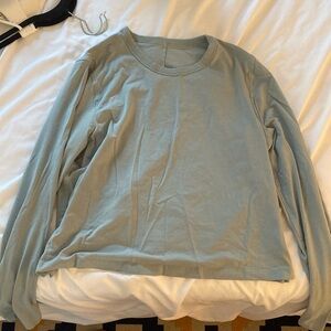Lululemon long sleeve tshirt